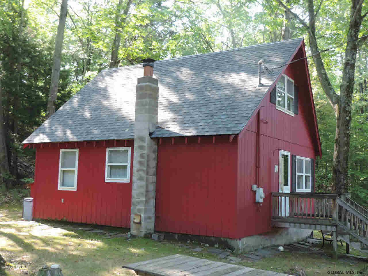 280 S Road Hampton, NY 12887 - Photo 5 of 19 Photo 5