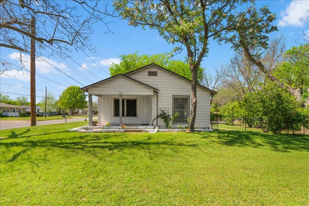 301 Isbell Road Fort Worth, TX 76114 - Photo 2 of 20