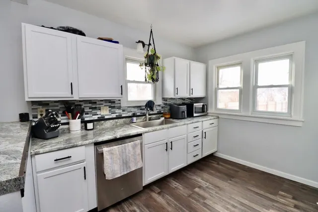 $160,000 | 1736 Wisconsin Avenue, Beloit, WI 53511