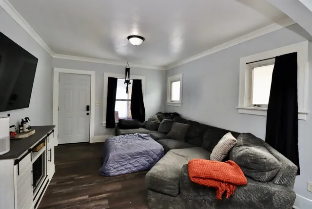 $160,000 | 1736 Wisconsin Avenue, Beloit, WI 53511