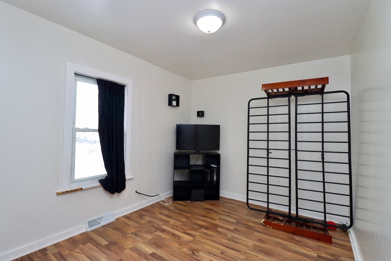 1736 Wisconsin Avenue Beloit, WI 53511 - Photo 7 of 14