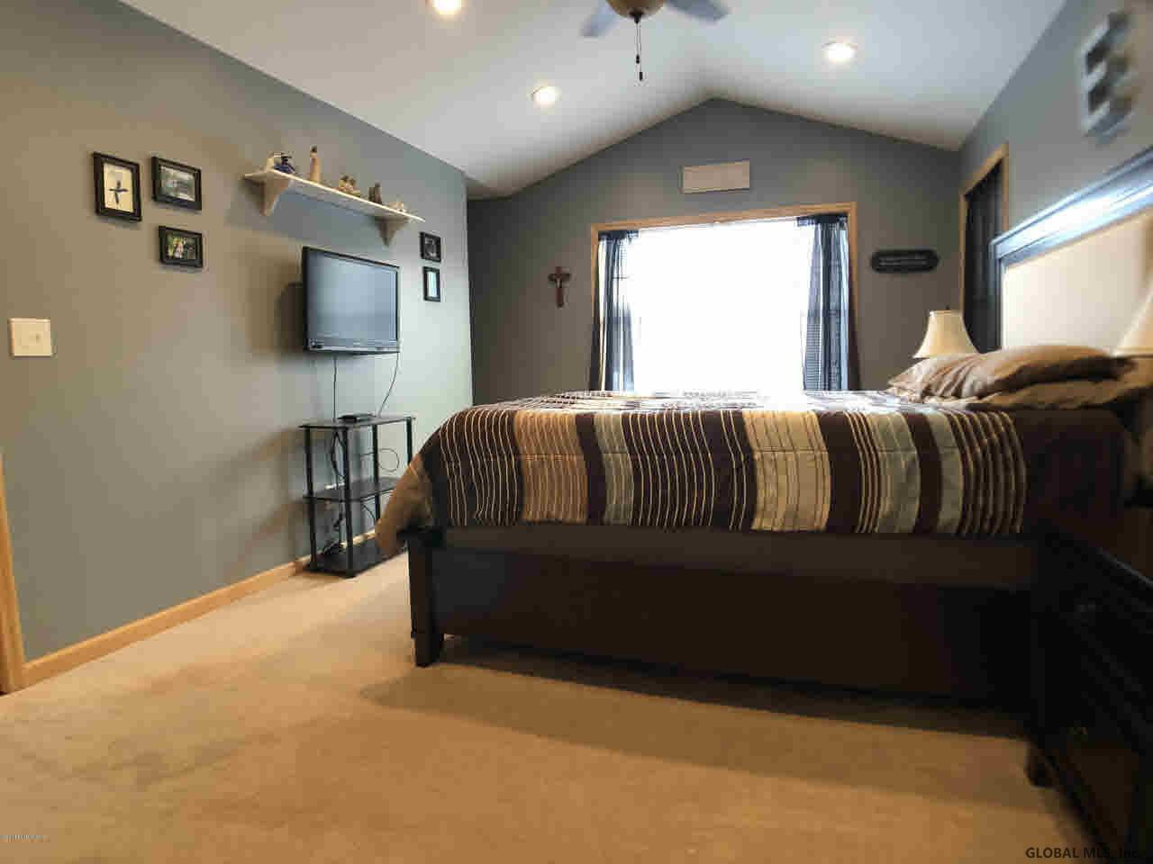 391 Reynolds Road Moreau, NY 12828 - Photo 15 of 27 Photo 15