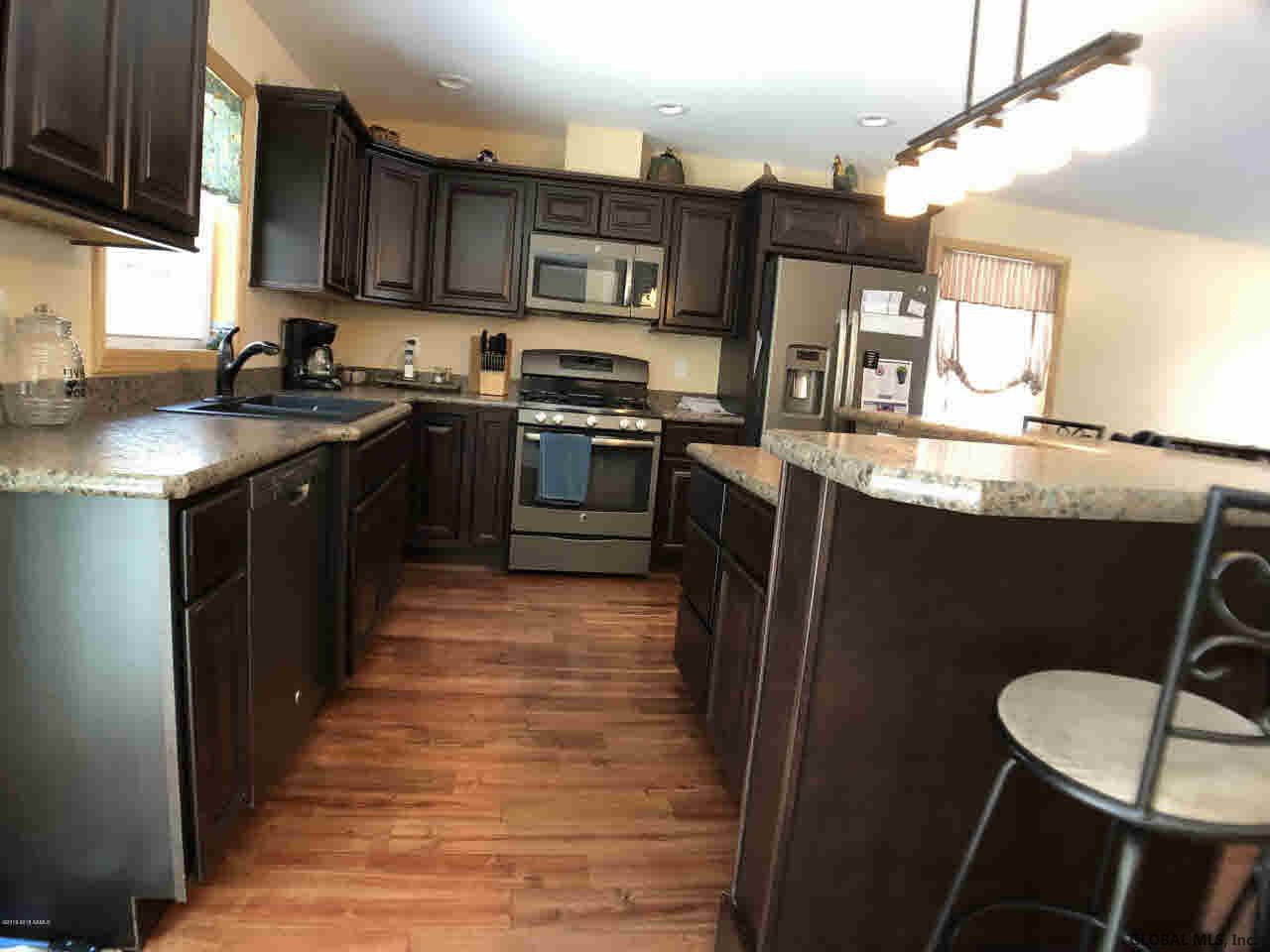 391 Reynolds Road Moreau, NY 12828 - Photo 5 of 27 Photo 5