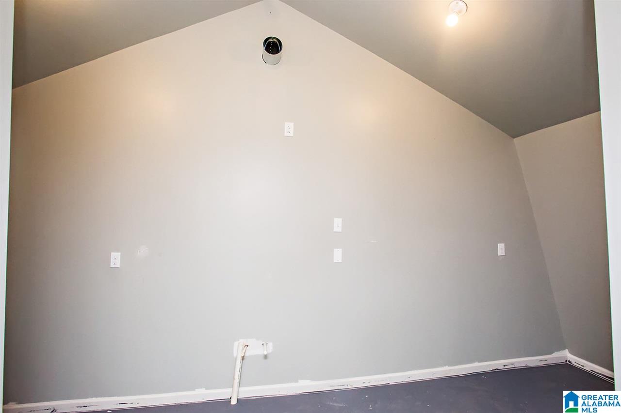 8175 Dunnavant Road Leeds, AL 35094 - Photo 27 of 33