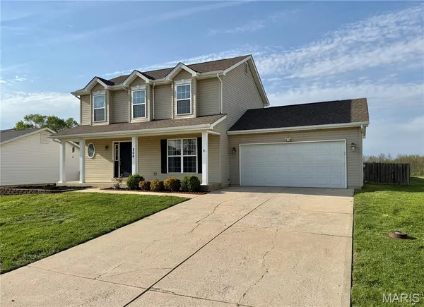 $299,900 | 206 Summerwood Court, Moscow Mills, MO 63362
