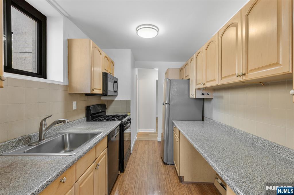 235 Prospect Avenue, Unit 2B Hackensack, NJ 07601 - Photo 13 of 25