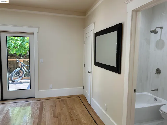$995,000 | 1025 56th Street, Oakland, CA 94608