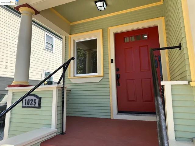 $995,000 | 1025 56th Street, Oakland, CA 94608