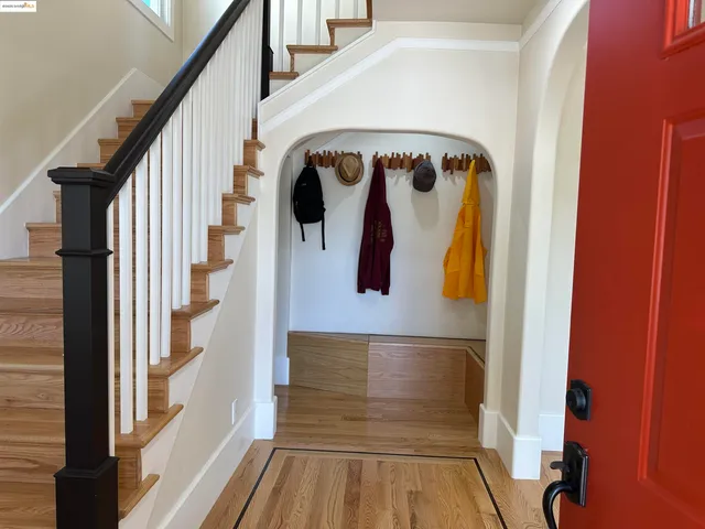 $995,000 | 1025 56th Street, Oakland, CA 94608