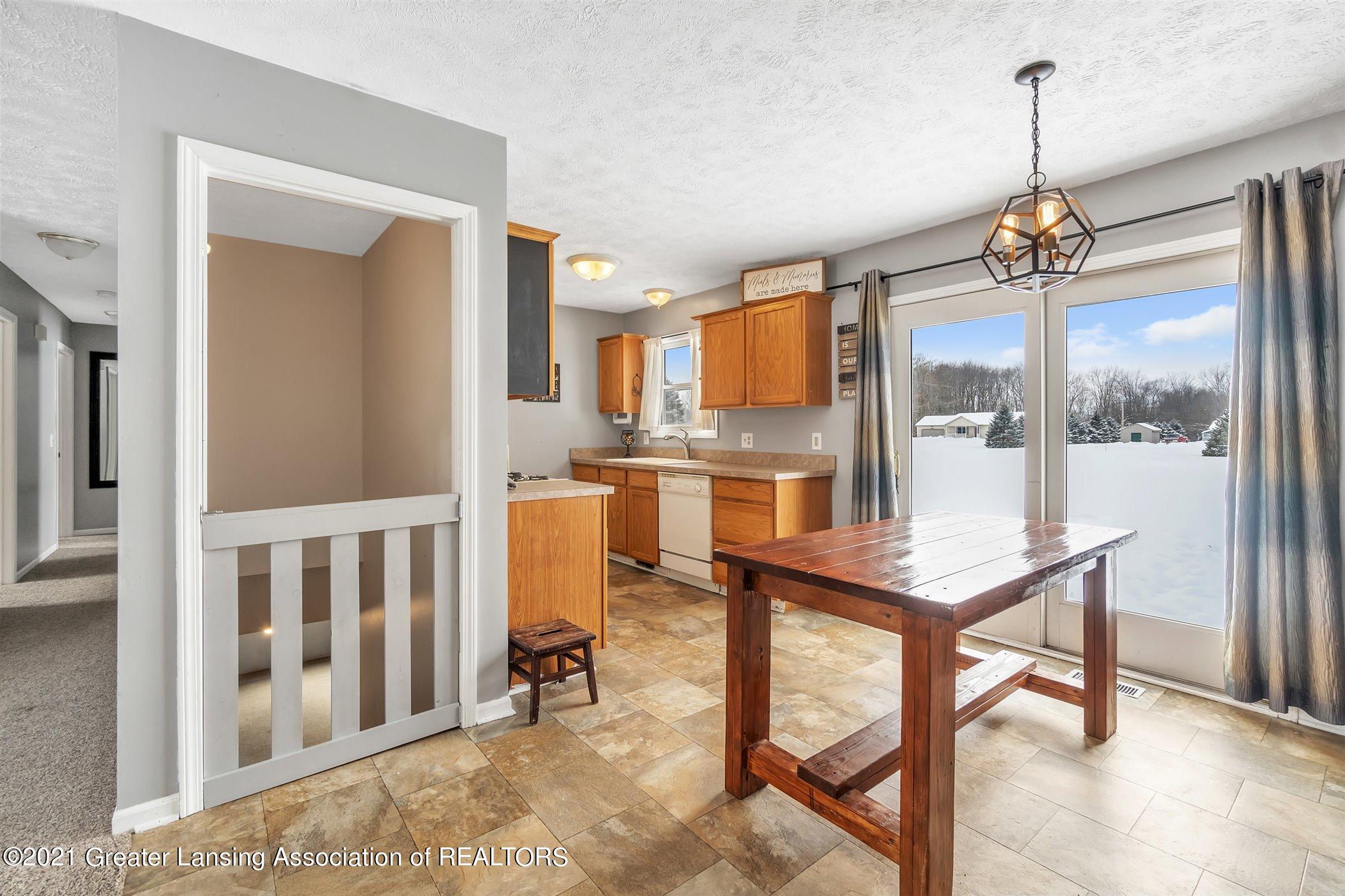 3684 Bostedor Road Eaton Rapids, MI 48827 - Photo 13 of 38 13-3684 Bostedor Rd-windowstill-real-est