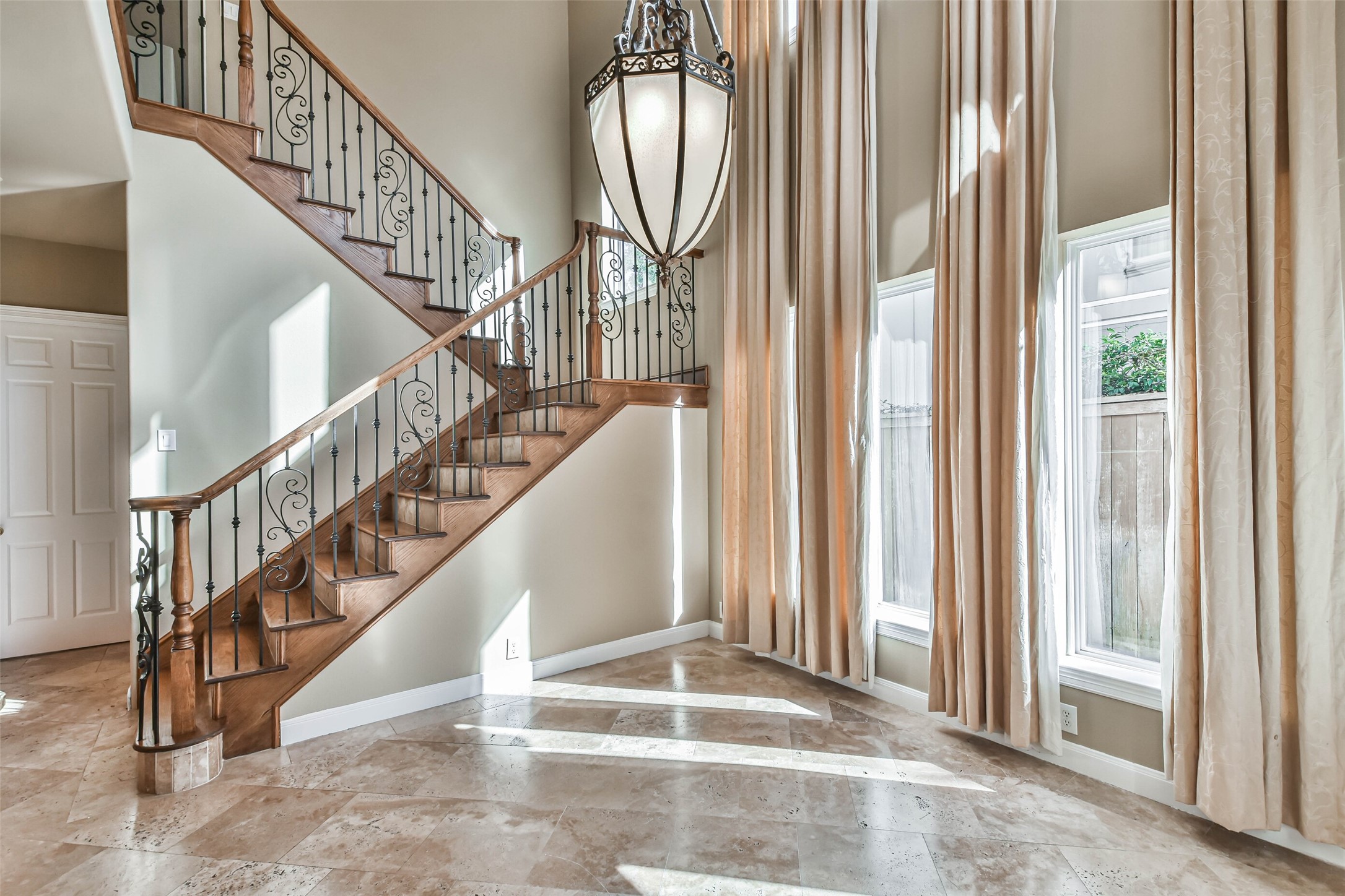 11511 Gallant Ridge Lane Houston, TX 77082 - Photo 20 of 50 Double staircases for easy access