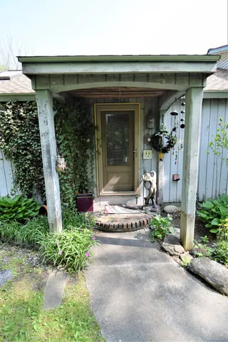 $595,000 | 34 Lyme Street, Old Lyme, CT 06371