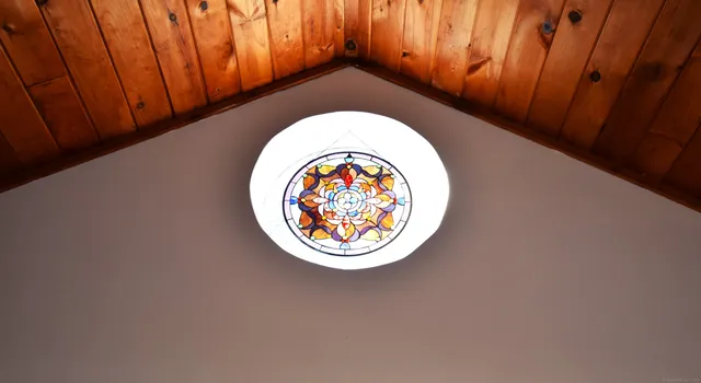 $595,000 | 34 Lyme Street, Old Lyme, CT 06371