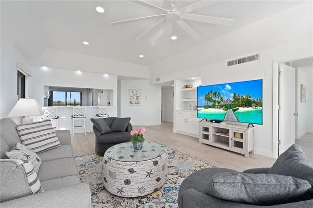 $1,125,000 | 8830 South Sea Oaks Way, Unit 309, Vero Beach, FL 32963