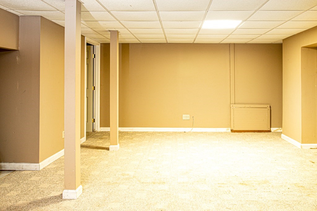 1435 Stafford Road Fall River, MA 02721 - Photo 20 of 27 Gallery Image 20