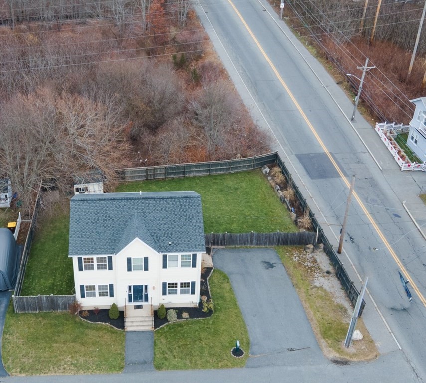 1435 Stafford Road Fall River, MA 02721 - Photo 25 of 27 Gallery Image 25