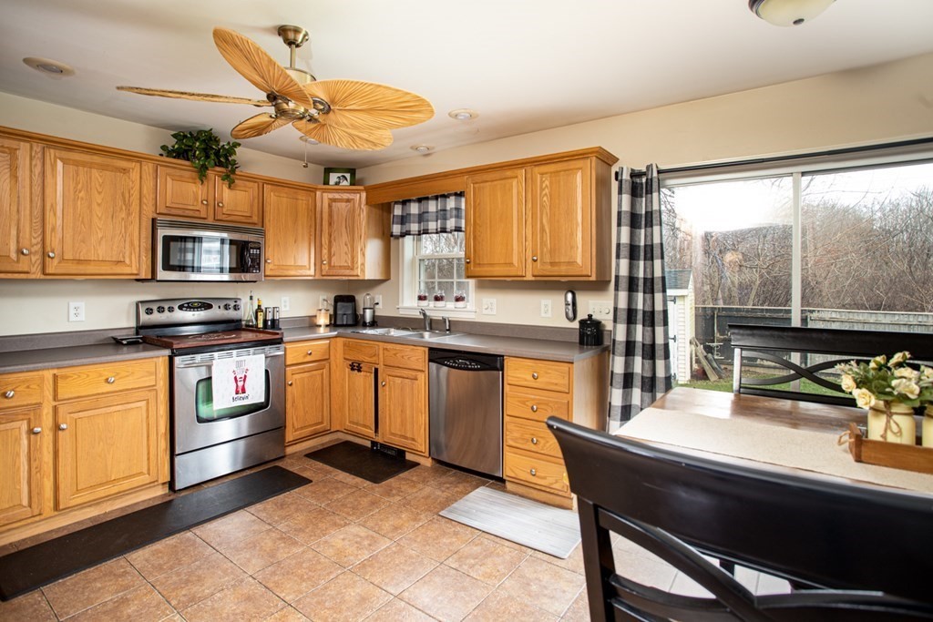 1435 Stafford Road Fall River, MA 02721 - Photo 8 of 27 Gallery Image 8
