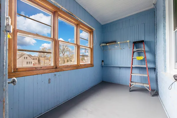 $1,300 | 2630 West 42nd Street, Unit 2, Chicago, IL 60632