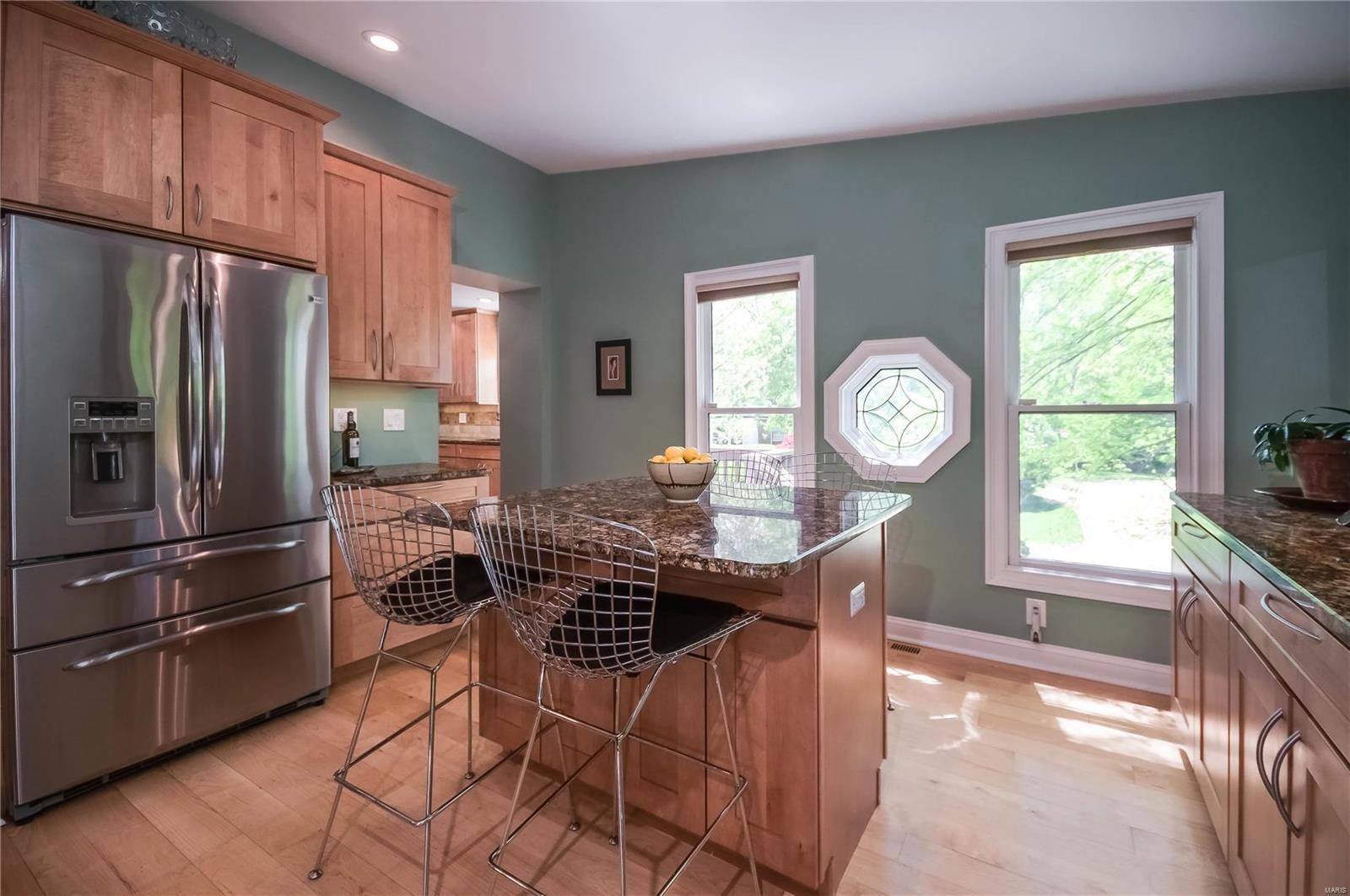 415 North Price Road Olivette, MO 63132 - Photo 13 of 48