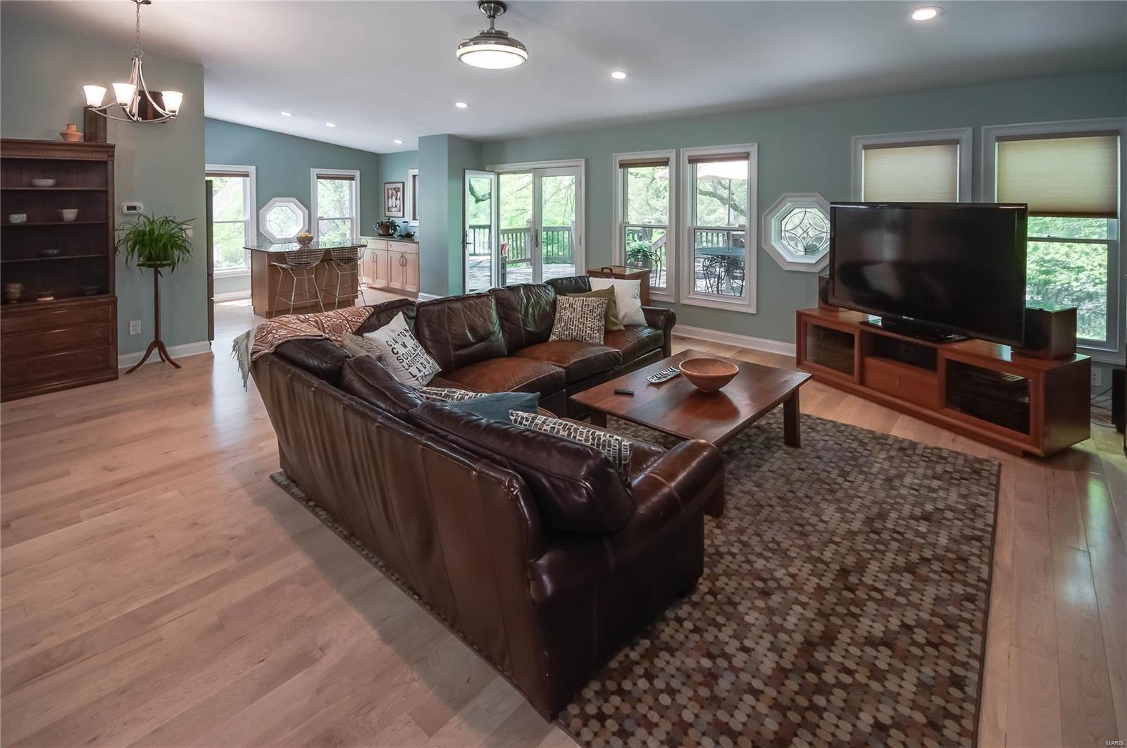 415 North Price Road Olivette, MO 63132 - Photo 14 of 48