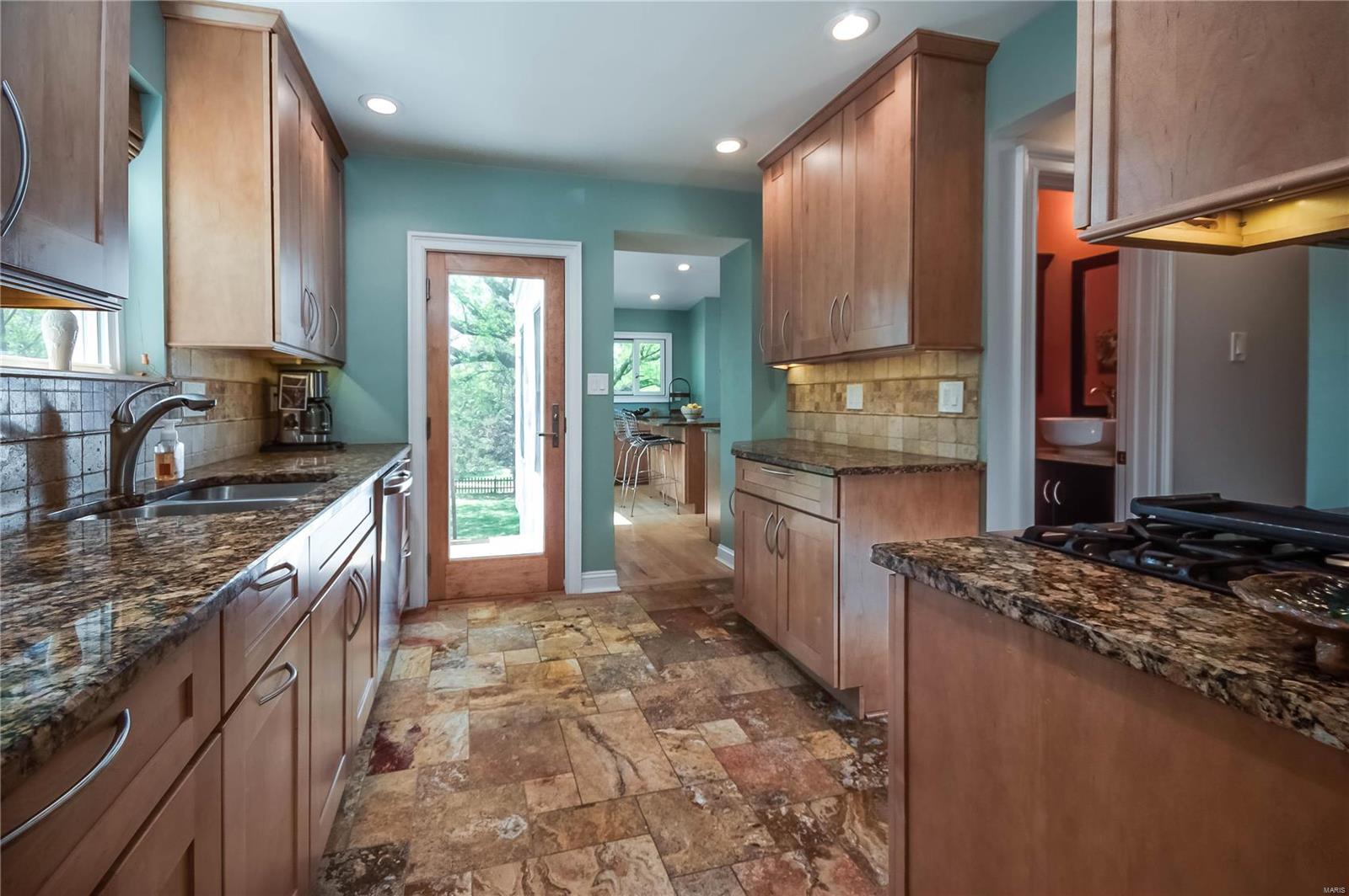 415 North Price Road Olivette, MO 63132 - Photo 16 of 48