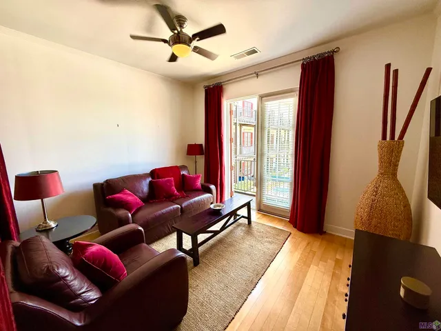 $1,450 | 7707 Bluebonnet Boulevard, Unit 315, Baton Rouge, LA 70810