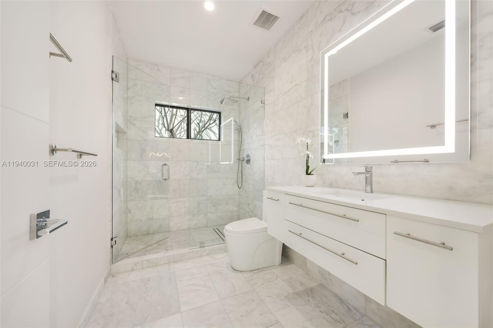 2990 Southwest 20th Street Miami, FL 33145 - Photo 16 of 40