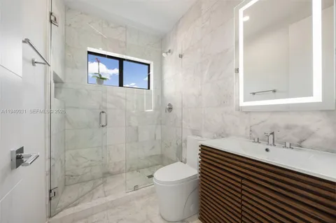 $2,385,000 | 2990 Southwest 20th Street, Miami, FL 33145