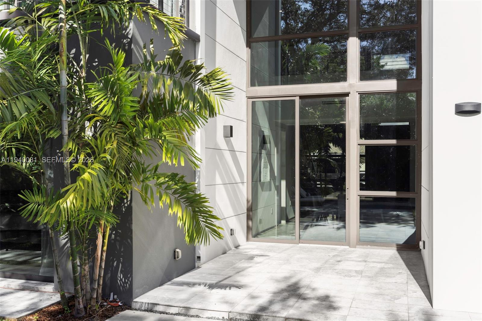 2990 Southwest 20th Street Miami, FL 33145 - Photo 32 of 40