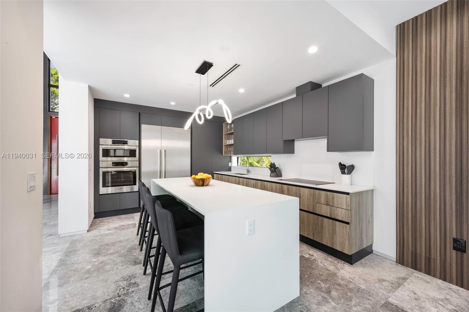 2990 Southwest 20th Street Miami, FL 33145 - Photo 8 of 40