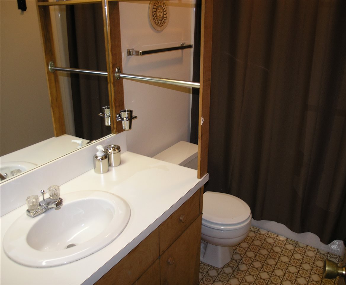 41-4 Whaleback Road, Unit 4 Lincoln, NH 03251 - Photo 11 of 32 Gallery Image 11
