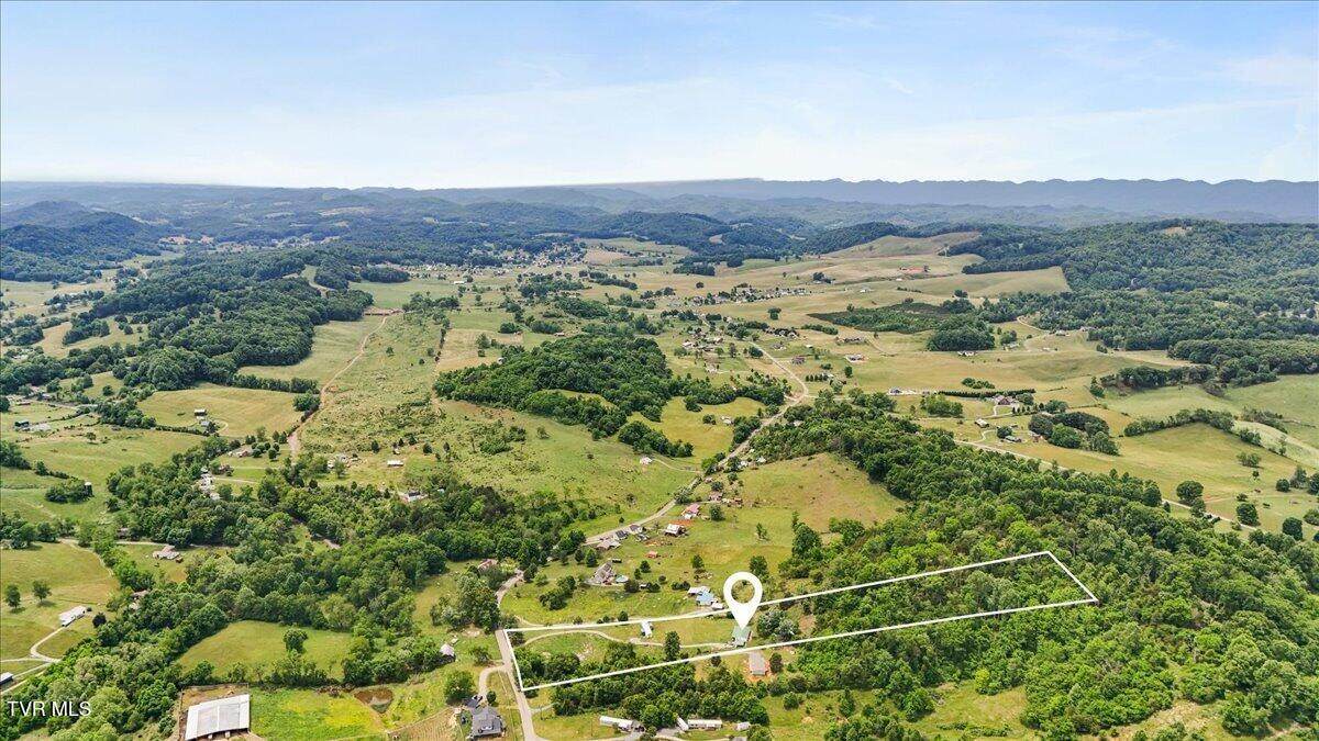 12207 Reedy Creek Road Bristol, VA 24202 - Photo 37 of 43 08-DJI_20260522133825_0344_D_1