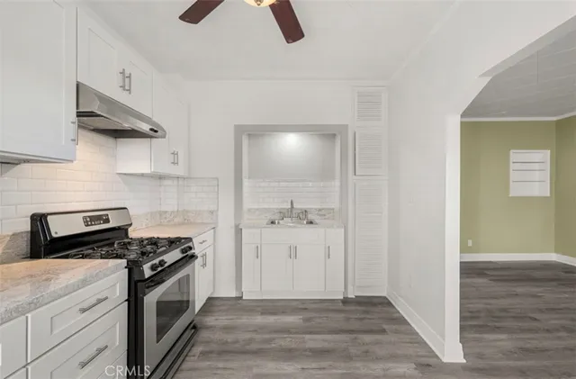 $1,650 | 2121 James M Wood Boulevard, Unit 221, Los Angeles, CA 90006