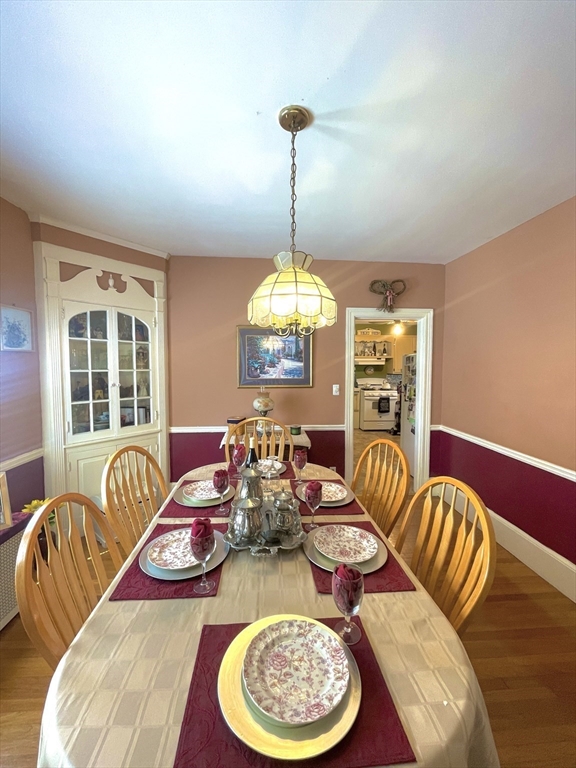 27 Springvale Avenue Lynn, MA 01904 - Photo 11 of 35 Gallery Image 11