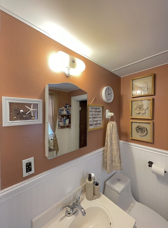 27 Springvale Avenue Lynn, MA 01904 - Photo 18 of 35 Gallery Image 18