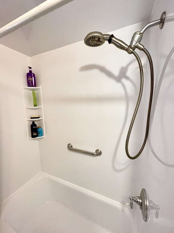 27 Springvale Avenue Lynn, MA 01904 - Photo 20 of 35 Gallery Image 20