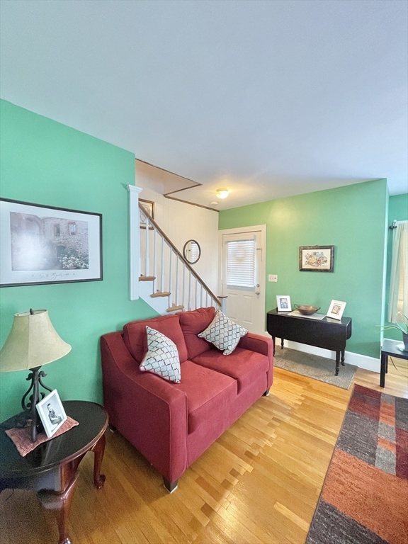 27 Springvale Avenue Lynn, MA 01904 - Photo 6 of 35 Gallery Image 6