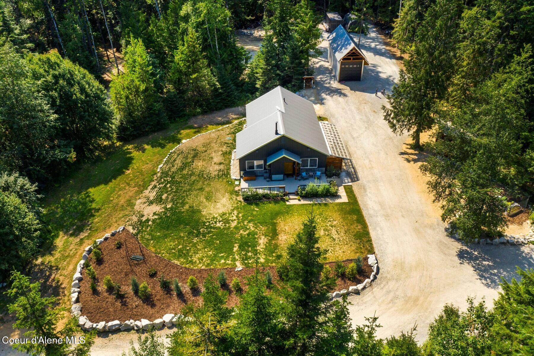 1042 North Wrenco Road Sandpoint, ID 83864 - Photo 7 of 41 Newly Updated Home