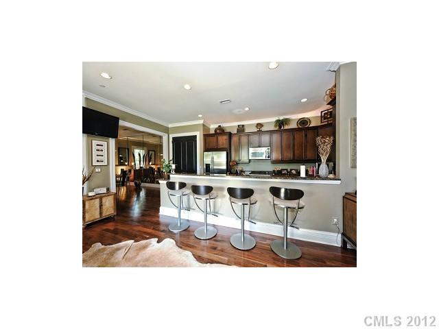3250 Park Road, Unit 3250 Charlotte, NC 28209 - Photo 4 of 16 Gallery Image 4