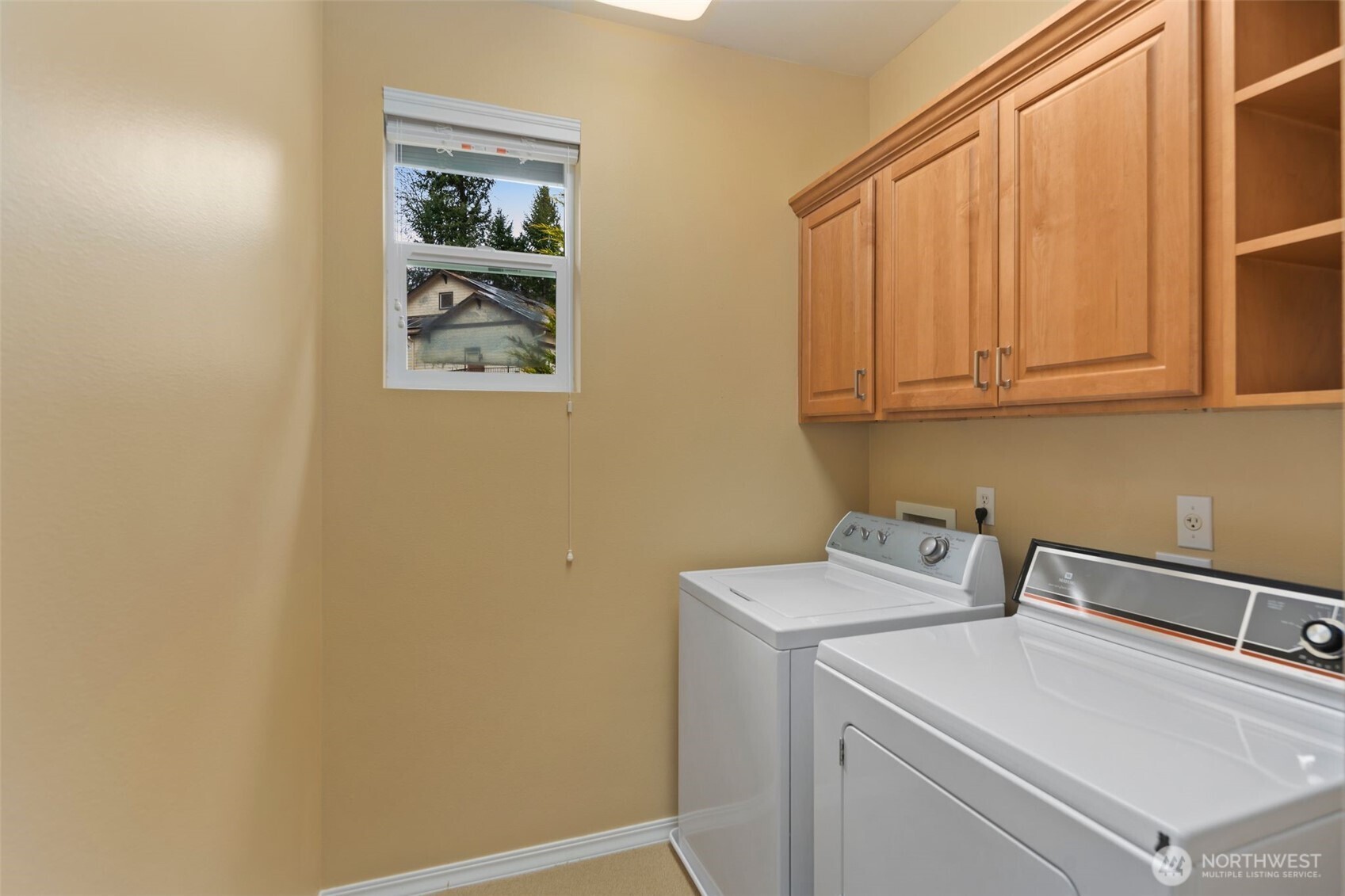 23124 Northeast Devon Way Redmond, WA 98053 - Photo 27 of 34 a utility room with dryer and washer