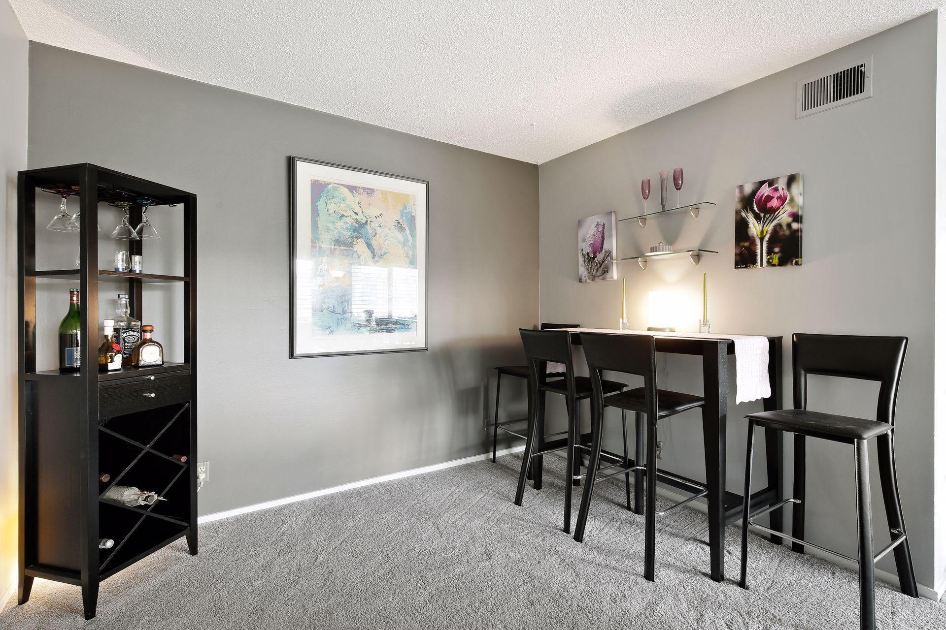 6312 Barrie Road, Unit 2B Edina, MN 55435 - Photo 3 of 19