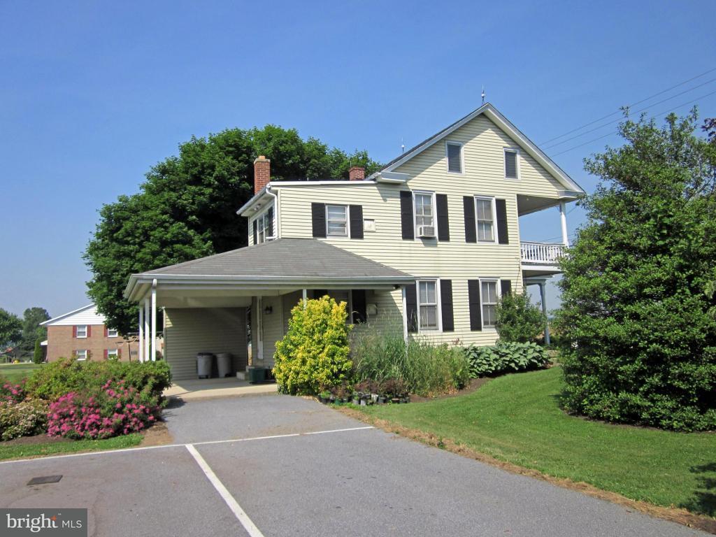 3576 Blue Rock Road Lancaster, PA 17603 - Photo 4 of 15