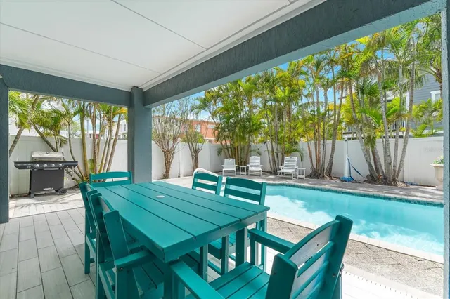 $2,624,000 | 2300 Avenue B, Bradenton Beach, FL 34217