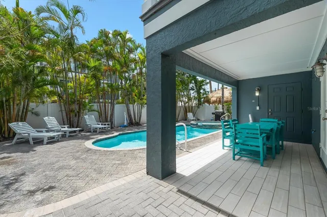 $2,624,000 | 2300 Avenue B, Bradenton Beach, FL 34217