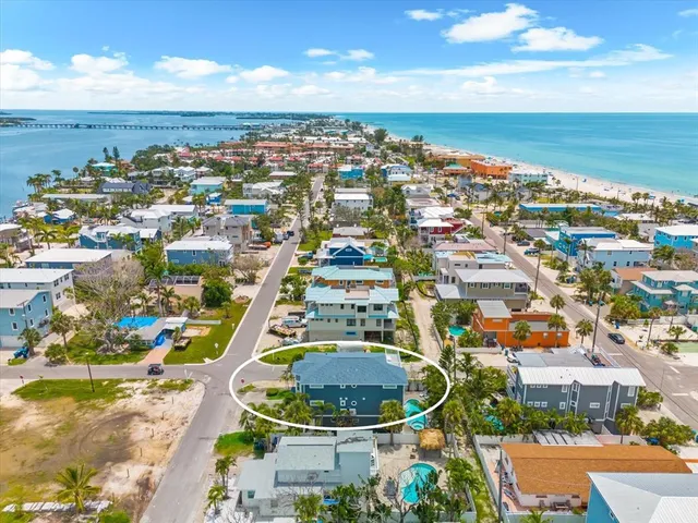$2,624,000 | 2300 Avenue B, Bradenton Beach, FL 34217