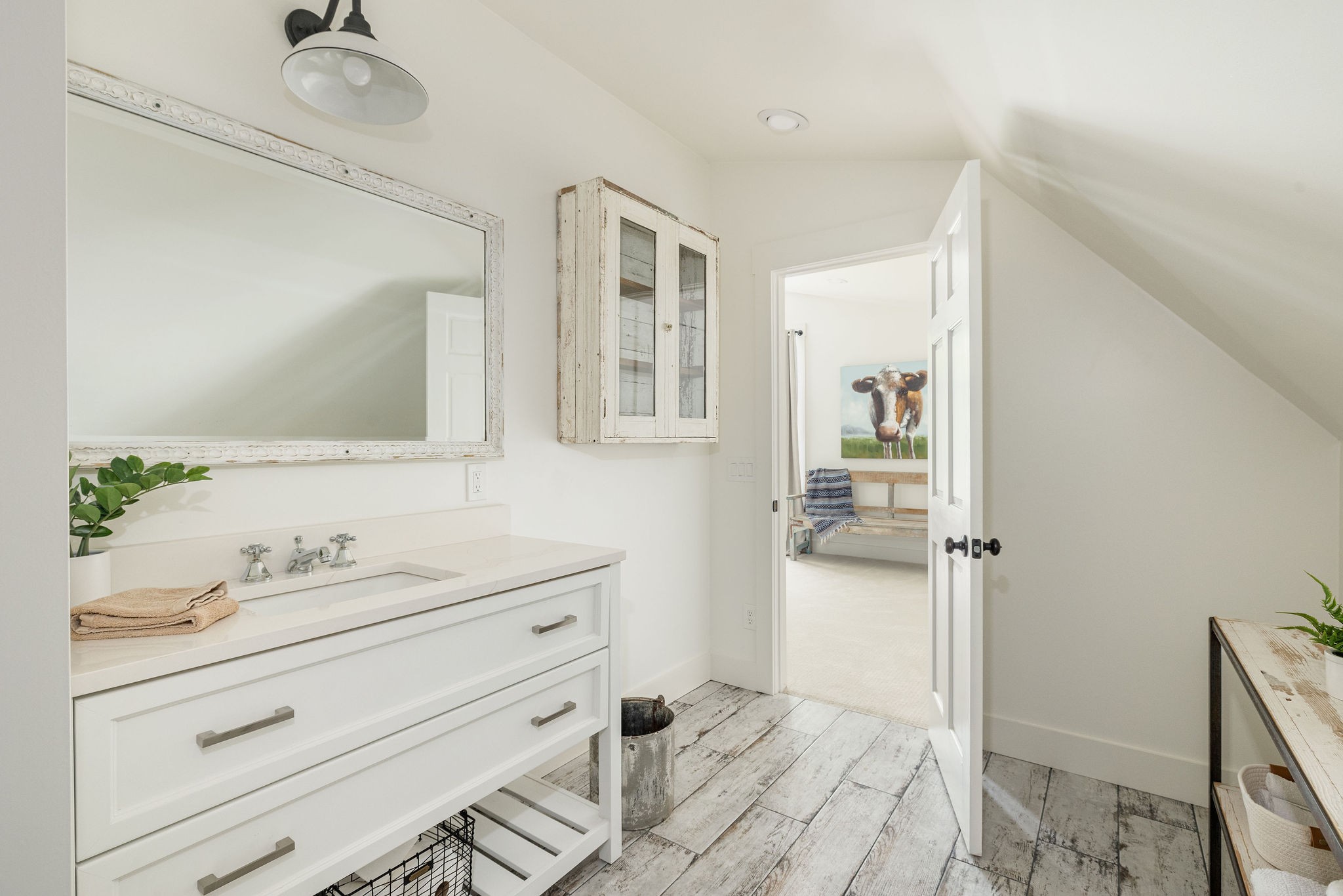 3309 Blazer Road Franklin, TN 37064 - Photo 22 of 32 a bathroom with a sink and a mirror