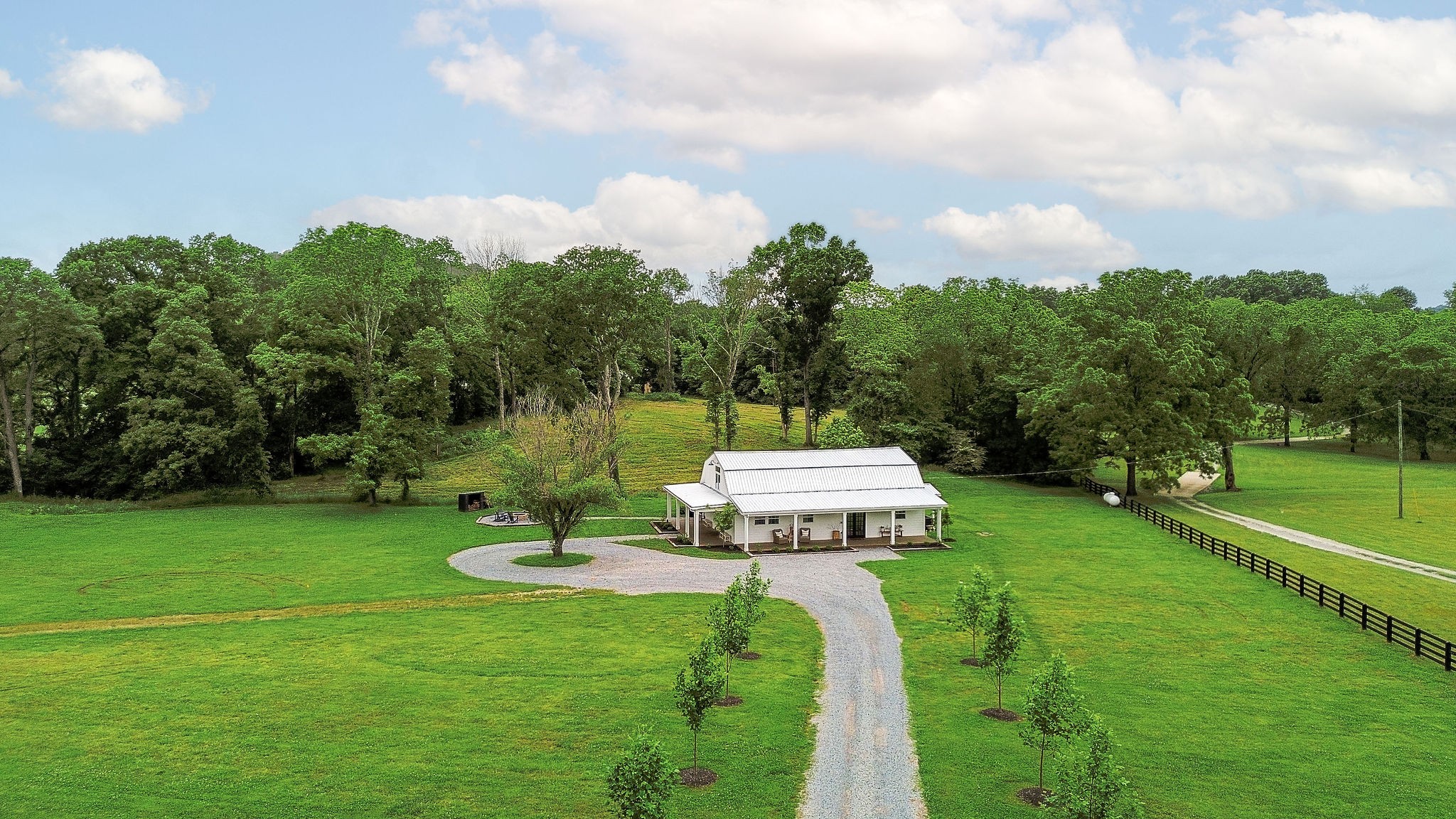 3309 Blazer Road Franklin, TN 37064 - Photo 3 of 32 a view of a garden with sitting area