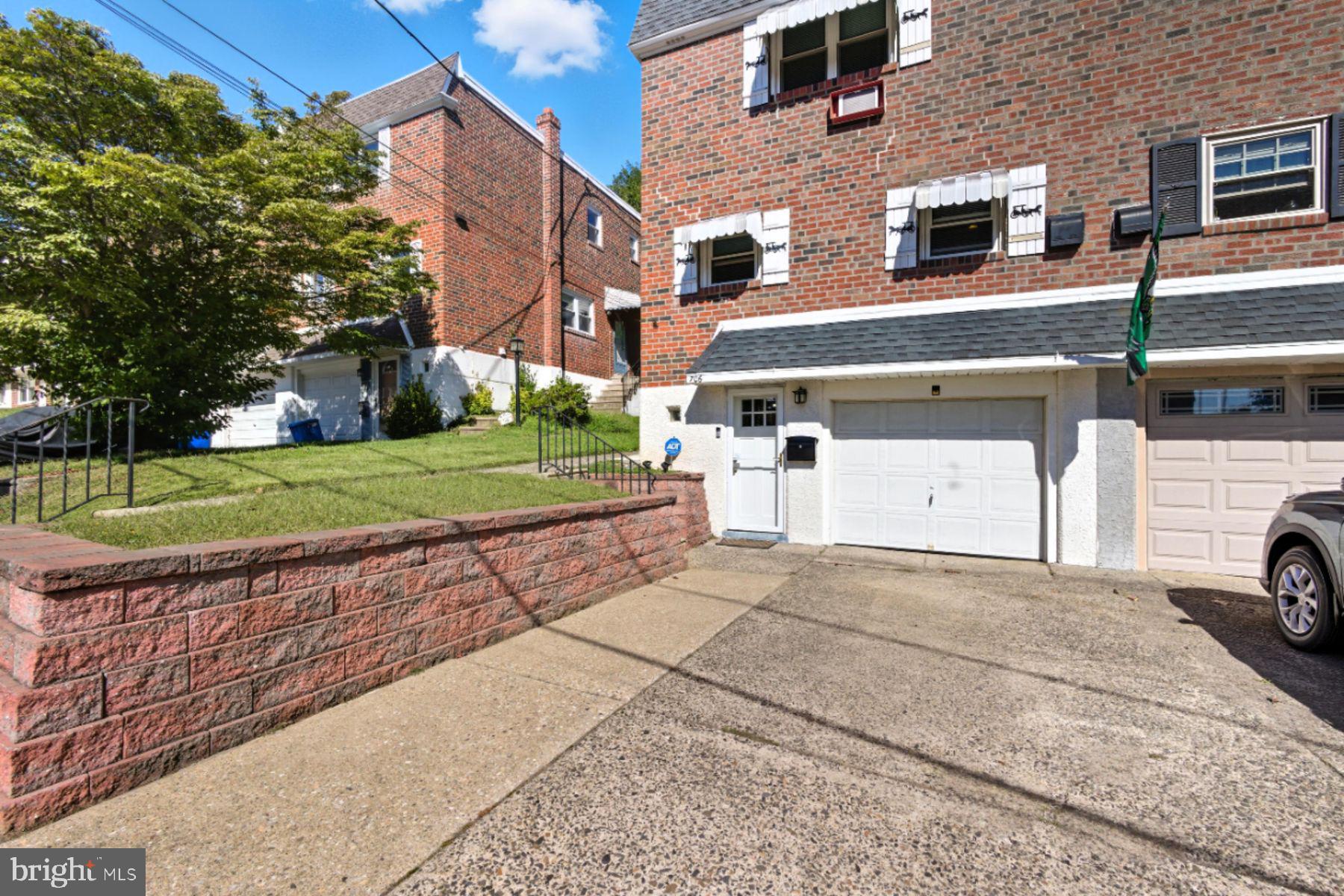 706 Hagner Street Philadelphia, PA 19128 - Photo 2 of 42