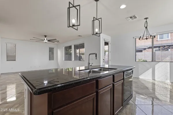 $453,900 | 7311 North 90th Avenue, Glendale, AZ 85305