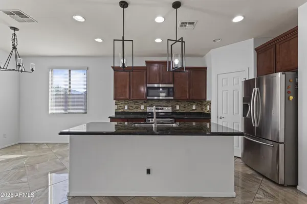 $453,900 | 7311 North 90th Avenue, Glendale, AZ 85305